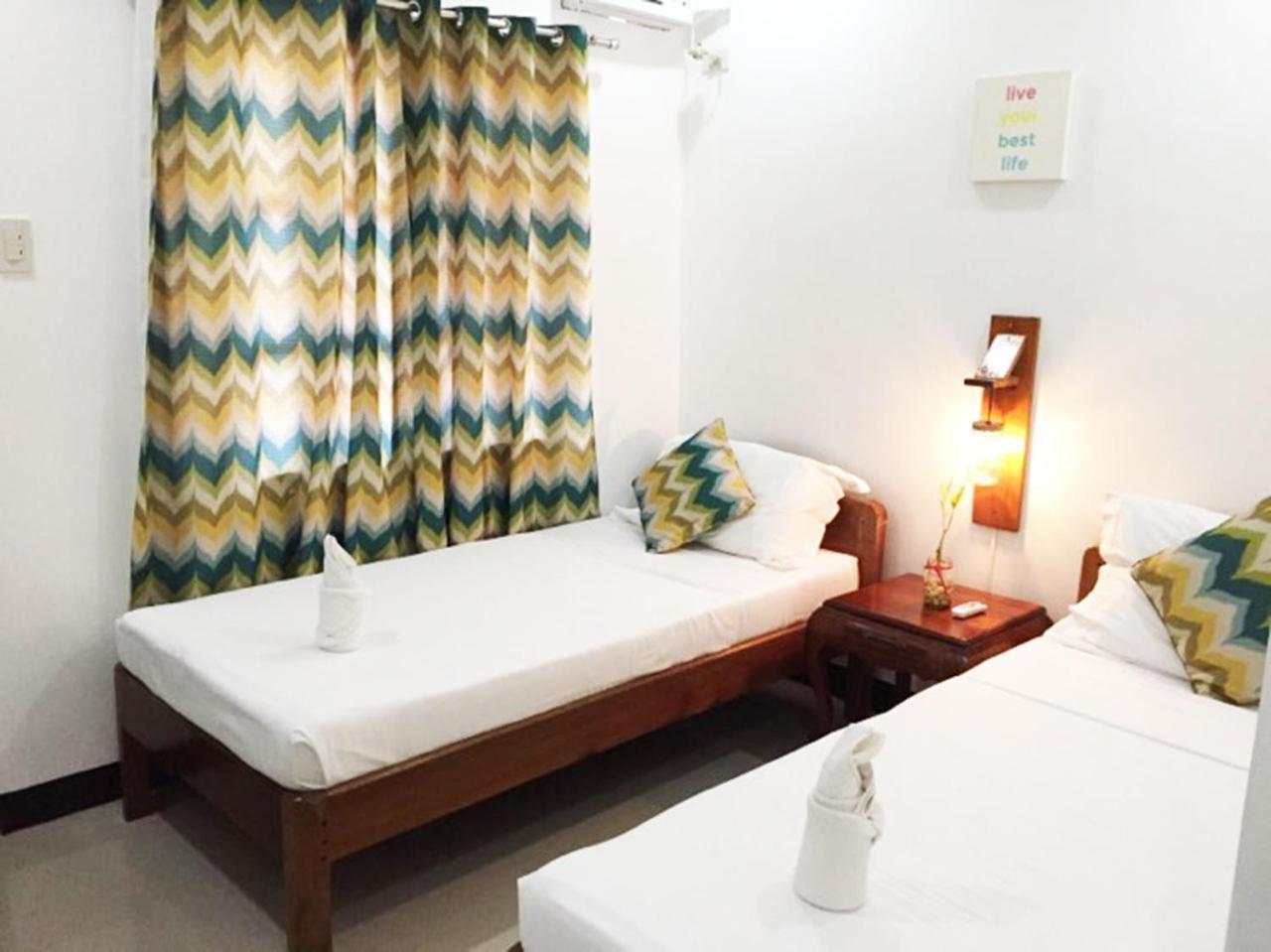 A&J Pension Puerto Princesa Bagian luar foto