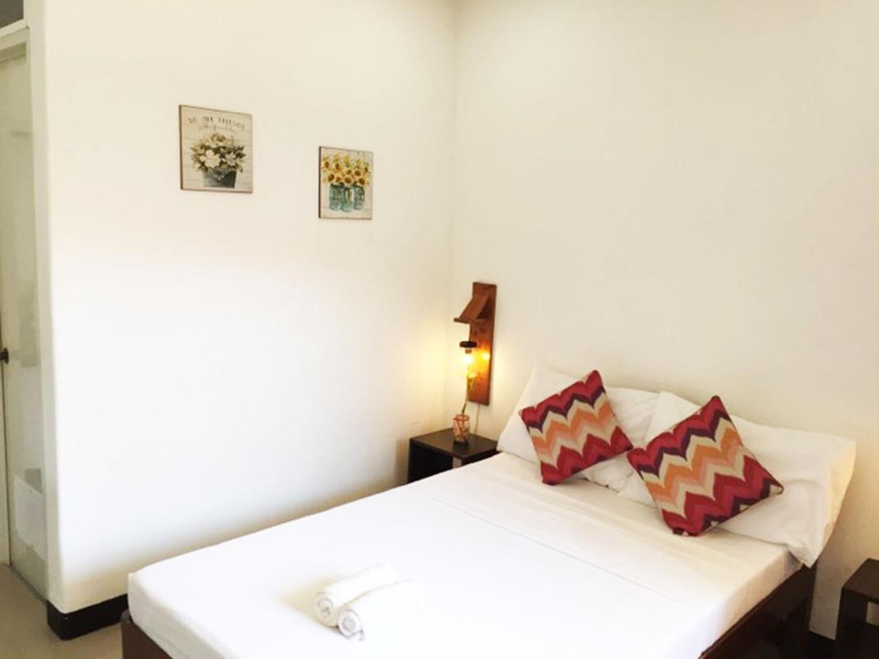 A&J Pension Puerto Princesa Bagian luar foto